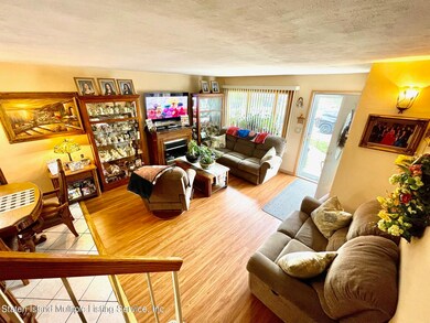 330 Fairbanks Ave, Staten Island, NY 10306 - photo 5
