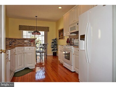 145 Chancellor Dr, Woodbury, NJ 08096 - photo 6