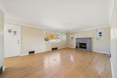 421 Robbins Station Rd, Irwin, PA 15642 - photo 3