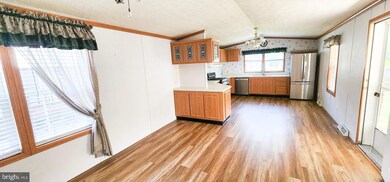 1 Judywood Ln, Essex, MD 21221 - photo 6