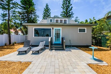 8401 Bayshore Dr, Treasure Island, FL 33706 - photo 4