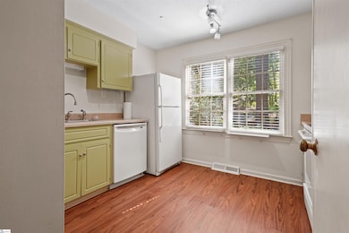 21 Forest Oaks Way, Spartanburg, SC 29307 - photo 3