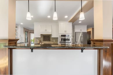 2585 Westmont Blvd (Interior Staged)-15