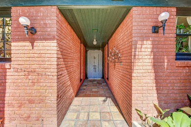 1001 Bomar St unit B, Houston, TX 77006 - photo 5