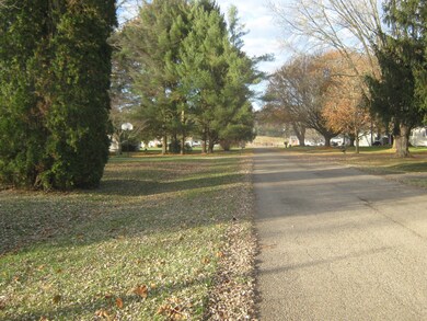 5651 Mason Dr SE, Lancaster, OH 43130 - photo 4