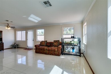 Ample front room with lots of light