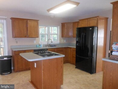 9808 Snowden Rd, Laurel, MD 20708 - photo 6