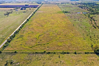 9002 Beard Rd, Needville, TX 77461 - photo 4