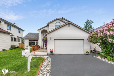 Exterior Front_KI_77-FULL copy