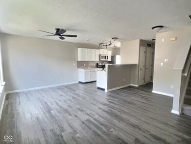 6465 Potomac Square Ln unit 2, Indianapolis, IN 46268 - photo 2