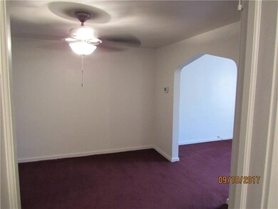 Lovely Large Dining Room!