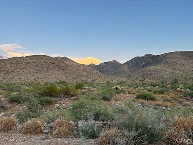 - -, Yucca, AZ 86438 - photo 2