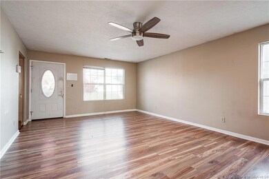 SPACIOUS FAMILY ROOM