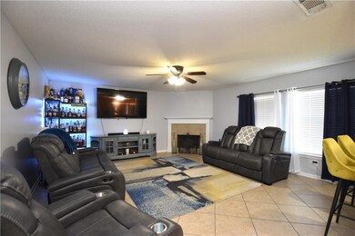 SPACIOUS DEN HAS GAS FIREPLACE