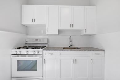 710 Blvd E unit 3, Weehawken, NJ 07030 - photo 3