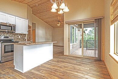 Dining/Kitchen