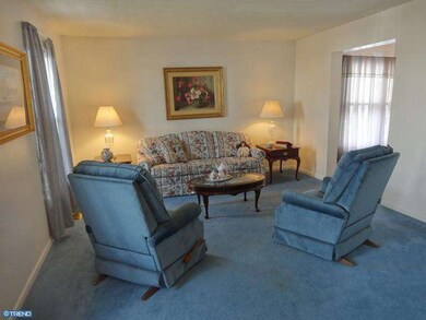 134 Juliet Rd, Morrisville, PA 19067 - photo 3