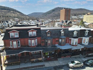 246 Mauch Chunk St, Tamaqua, PA 18252 - photo 4