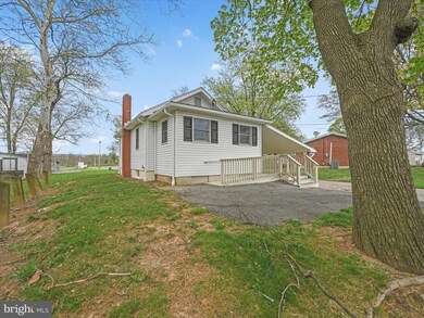 115 E 9th St, Shoemakersville, PA 19555 - photo 3