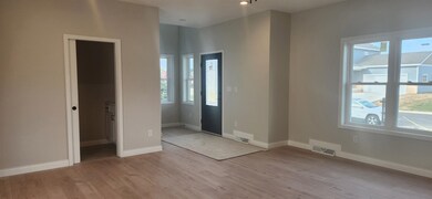 404 Chad Trail, Arlington, WI 53911 - photo 3