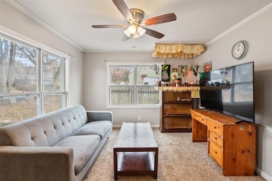 2413 Adams Ave, Des Moines, IA 50310 - photo 4