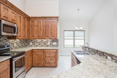 1707 Cherrywood Dr, Fredericksburg, TX 78624 - photo 6