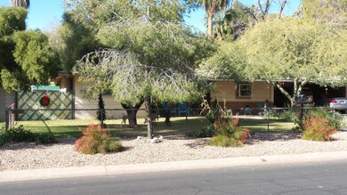 front of home Christmas