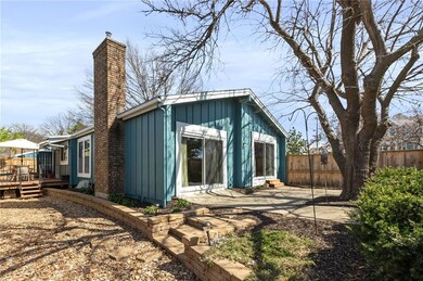 8135 Halsey St, Lenexa, KS 66215 - photo 2