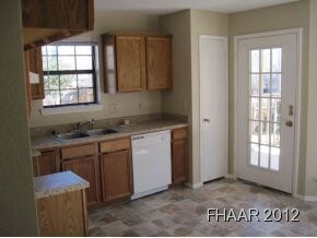 414 E Hogan Dr, Copperas Cove, TX 76522 - photo 5