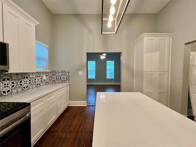 282 11th St, Somerville, TX 77879 - photo 4