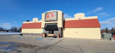 2909 S Washington St, Grand Forks, ND 58201 - photo 2