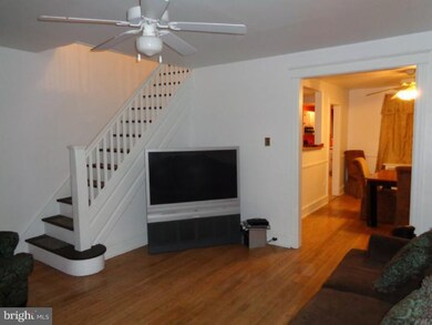 524 Cypress St, Lansdowne, PA 19050 - photo 3