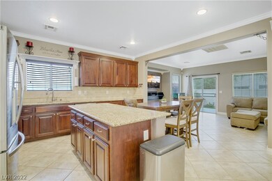 9107 Grand Sunburst Ct, Las Vegas, NV 89149 - photo 3
