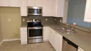 2333 Center Stone Ln, Riviera Beach, FL 33404 - photo 7