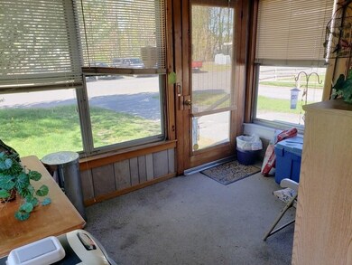 12 Depot St, Townsend, MA 01469 - photo 5