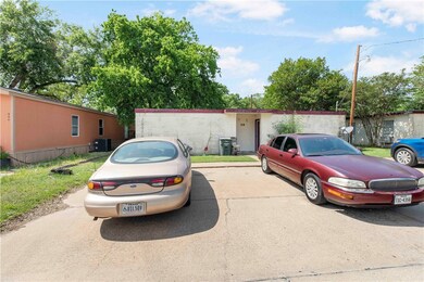 318 Ehlinger Dr, Bryan, TX 77801 - photo 3