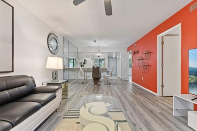 7680 Eagle Creek Dr unit 7572, Sarasota, FL 34243 - photo 5