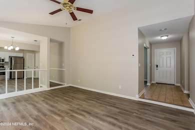 002-photo-living-room-10888524