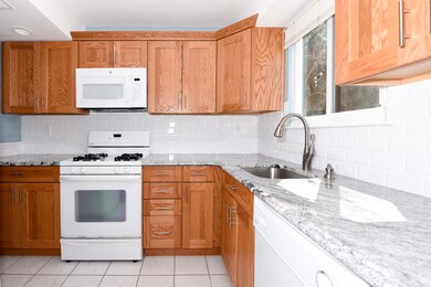 8 Owl kitchen1 (2)