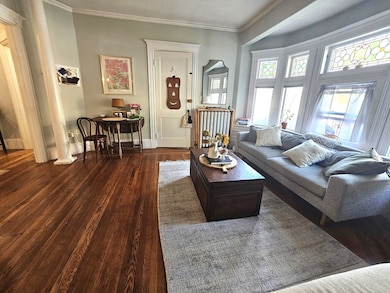 686 Washington St unit 1, Brookline, MA 02446 - photo 2