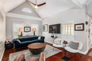 009_Ave Columbus OH 43201 USA