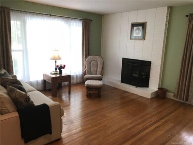 2717 E Broad St, Statesville, NC 28625 - photo 4