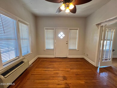 902 E Palm Ln unit 2, Phoenix, AZ 85006 - photo 7