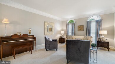 409 Samuels Spring Ct, Silver Spring, MD 20905 - photo 4