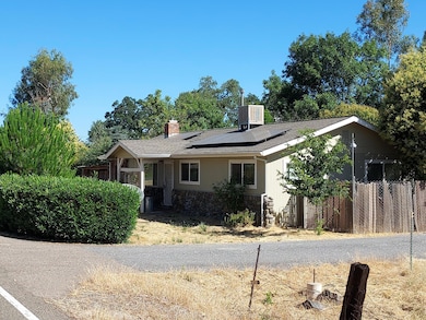 2827 Stingy Ln, Anderson, CA 96007 - photo 2