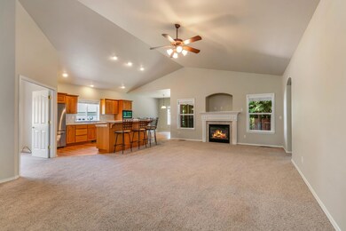 276 SE Soft Tail Dr, Bend, OR 97702 - photo 6