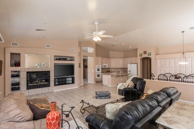 7754 E Via Del Sol (8 of 25)