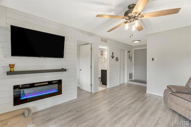 35 Monterey Cypress Dr unit 2, Lake Saint Louis, MO 63367 - photo 5