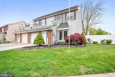 207 Burnam Wood Dr, Mount Laurel, NJ 08054 - photo 3