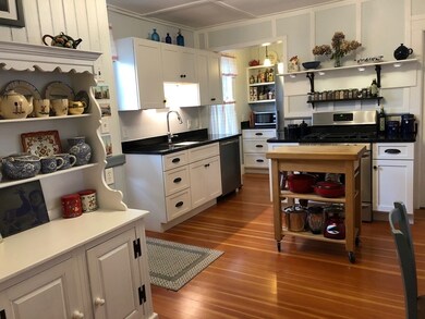 23 Myrtle St, Northampton, MA 01060 - photo 5